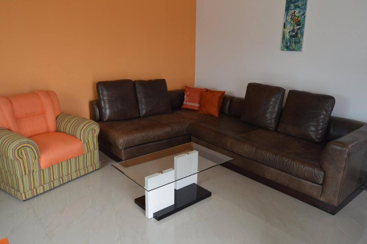 Apartamento T1 Mobiliado Com Wi-Fi Praia Eksteriør bilde